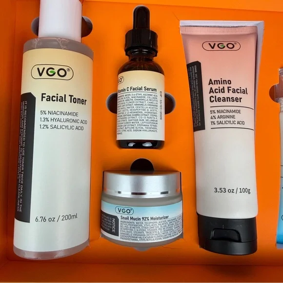 VGO Skincare 5 Step Routine in Box Brand New 11/2028 Cleanser Toner Cream Serum